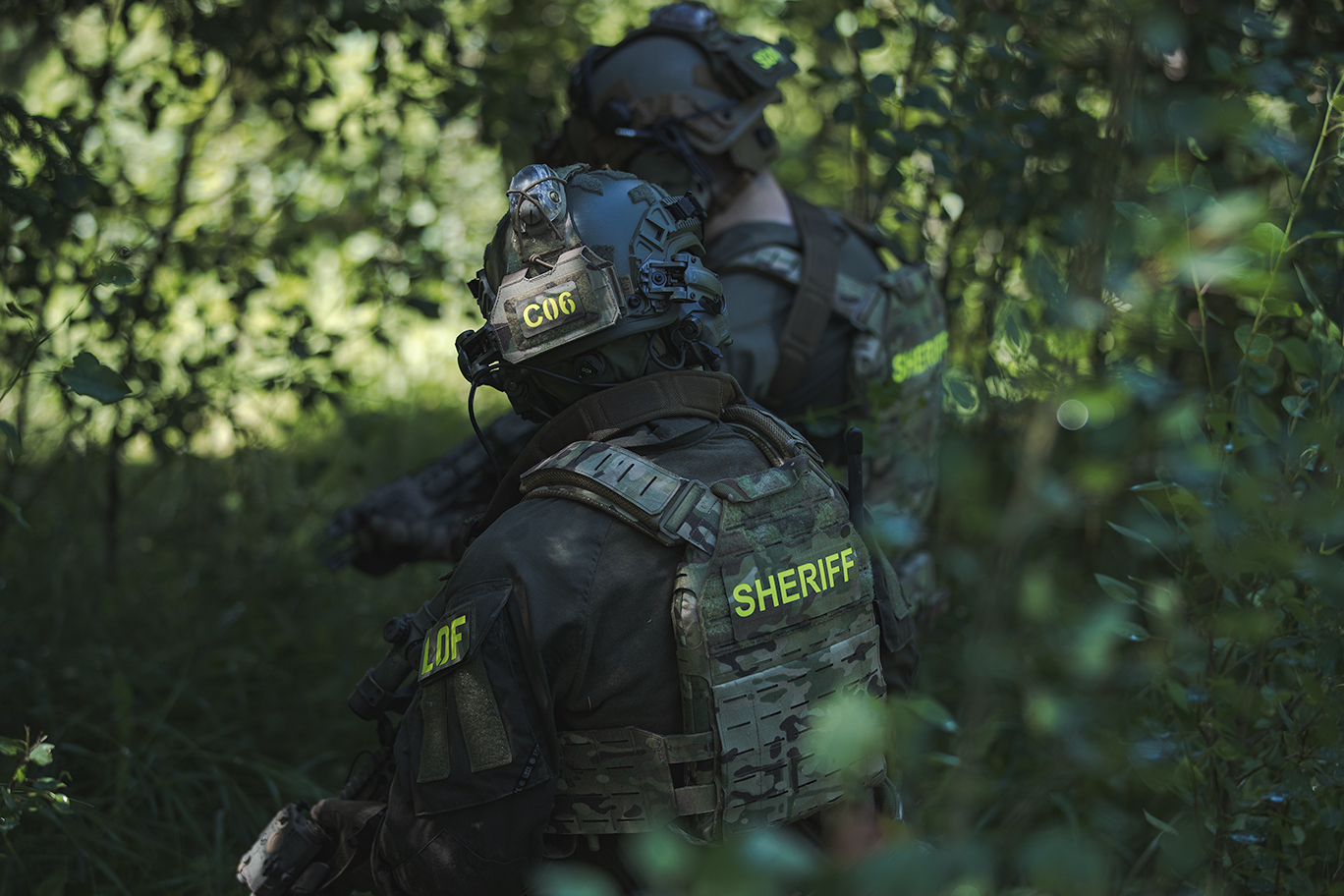 Police Sheriffs wearing LOF Callsign patches